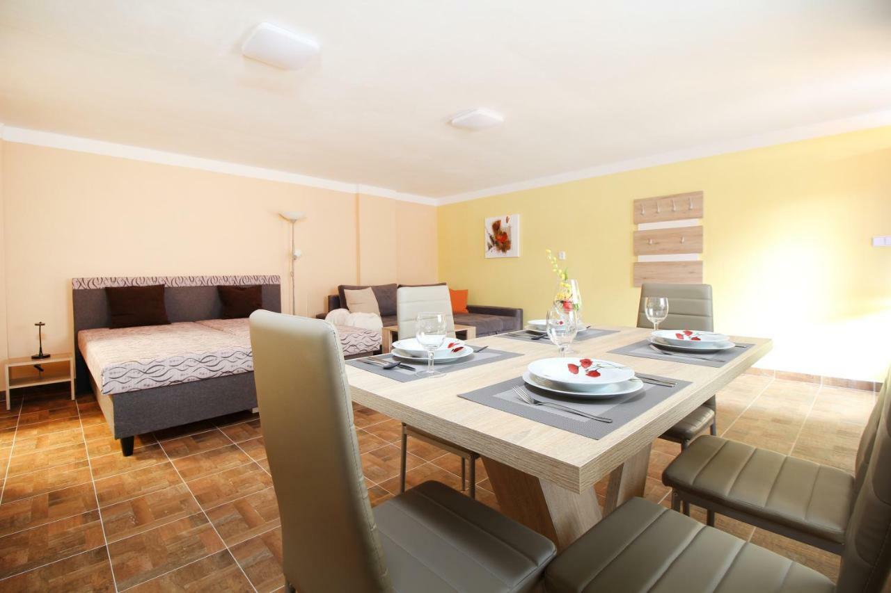 Apartmany Vcelka Hranice u Novych Hradu المظهر الخارجي الصورة